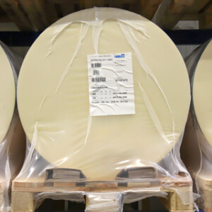 Polyethylen-Folie, geeignet f&uuml;r strapazierf&auml;hige Etiketten zur Palettenbeschriftung und Lagerkennzeichnung im Logistik- und Lagerbereich.